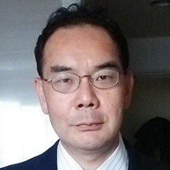 上田佳宏氏