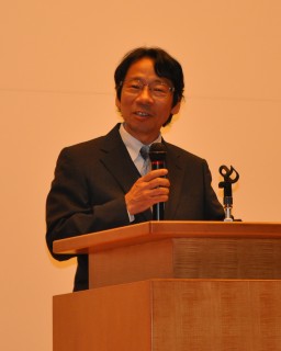 吉川理学研究科長